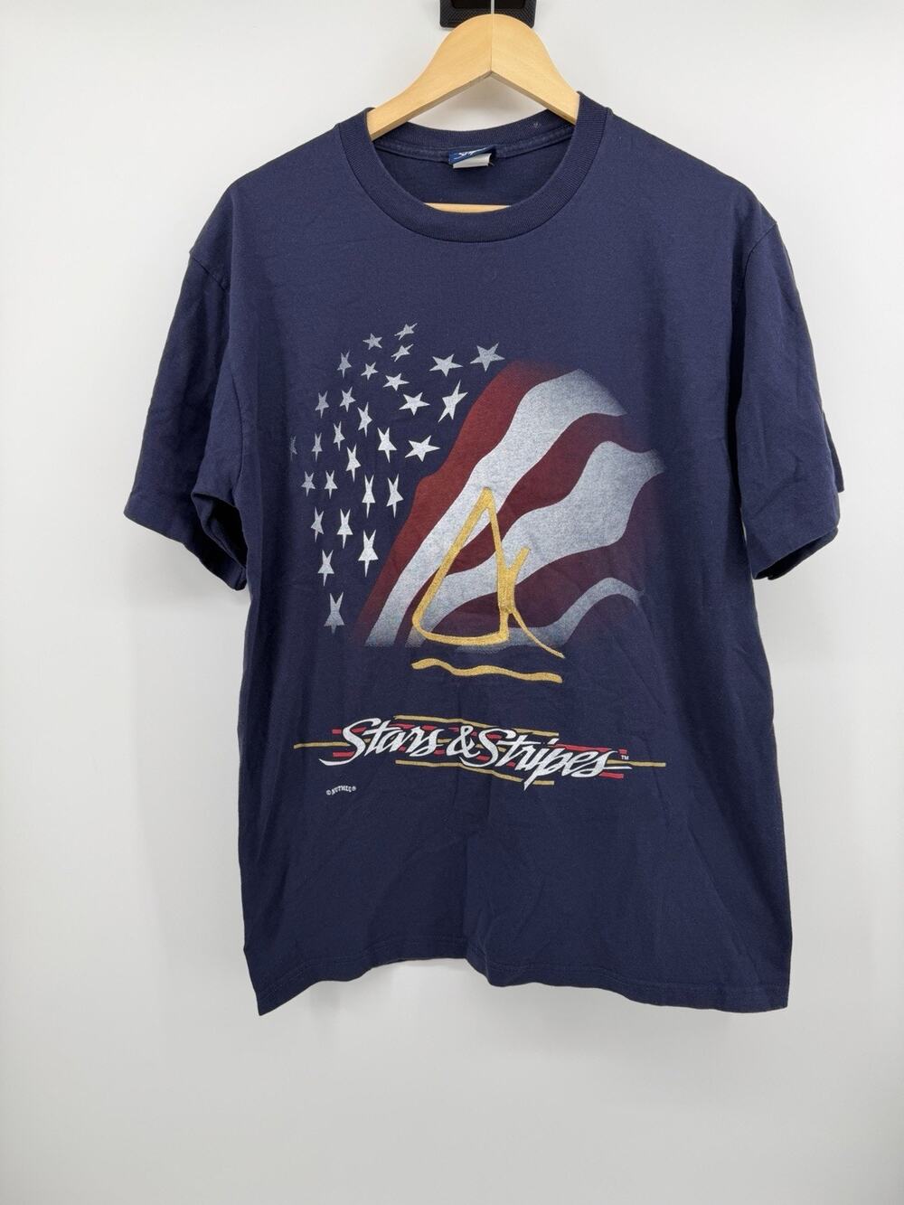 Vintage Stars & Stripes Patriotic USA Flag Sailboat Graphic T-Shirt Adult L